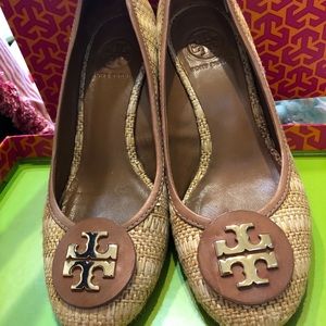 Tory Burch Sally Raffia Straw Wedge Pump